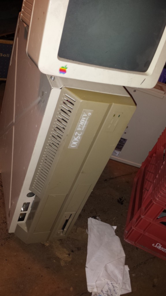 The Amiga 2500 and an Apple monitor.